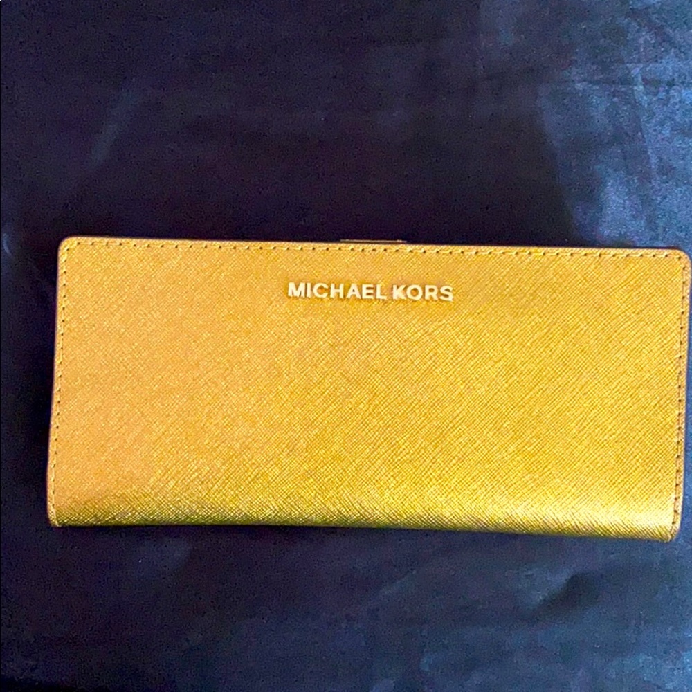 Michael Kors Jet Set Travel Flat Slim Bifold